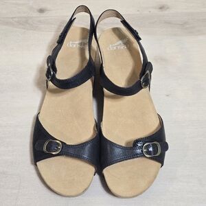 Dansko Womens Tricia Black Ankle Strap Heels EUR 42  US 11.5